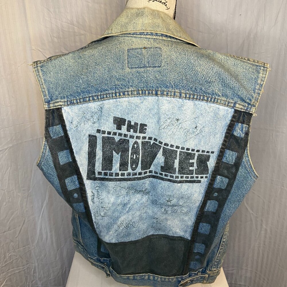 Ladies Levi's Vest Retro Vintage Autographed the MOVIEZ